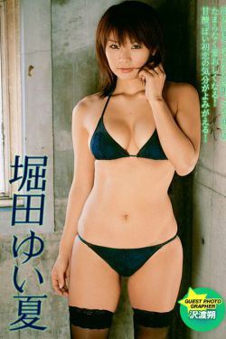 部队里被咬住花蒂吹潮的导演是谁